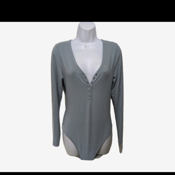 Abercrombie & Fitch Soft A&F Collection Snap Bodysuit Top Long Sleeve M #11 - Picture 1 of 9
